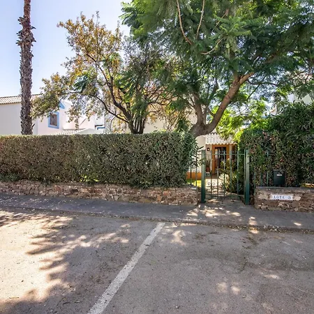 Villa Vivenda Com Jardim E Piscina Tavira